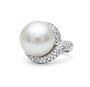 Vintage 18K Gold Pearl, Diamonds Ring
