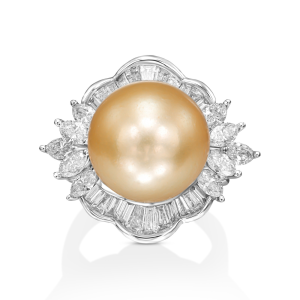 Vintage 18K Gold Agate, Pearl, Diamonds Ring
