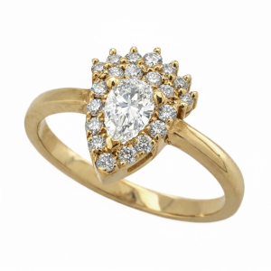Classic 14K Gold Diamonds Ring