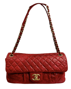 CHANEL Pre-Owned 2011 Fall/Winter Limited Edition iridescent red shoulder bag